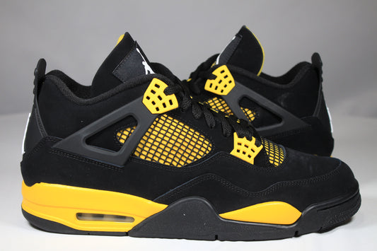 AIR JORDAN 4 RETRO (Yellow) "Thunder" Size 12 BRAND NEW