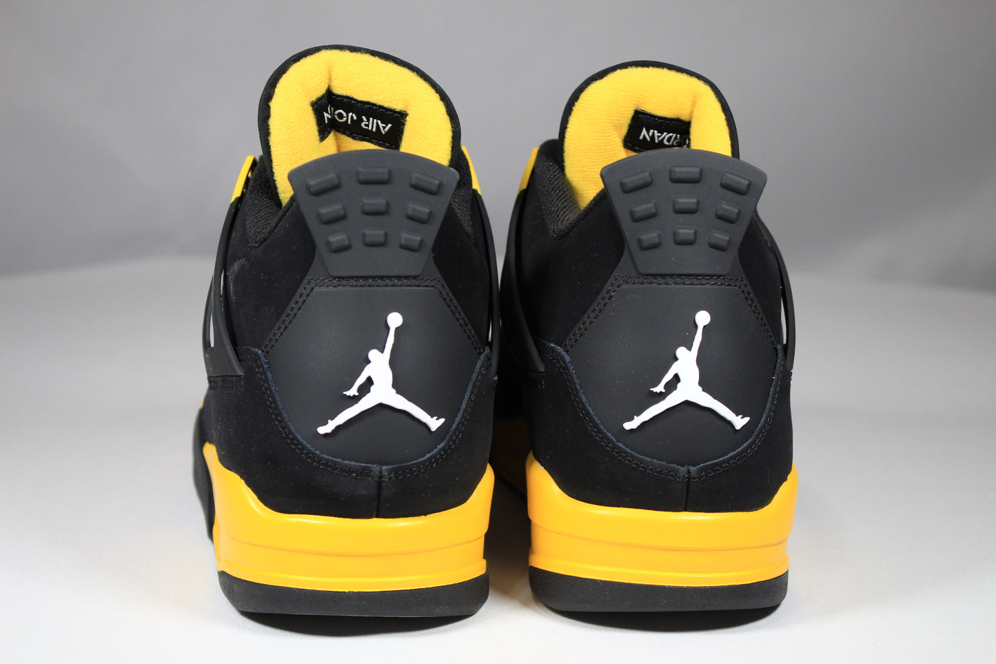 AIR JORDAN 4 RETRO (Yellow) "Thunder" Size 12 BRAND NEW