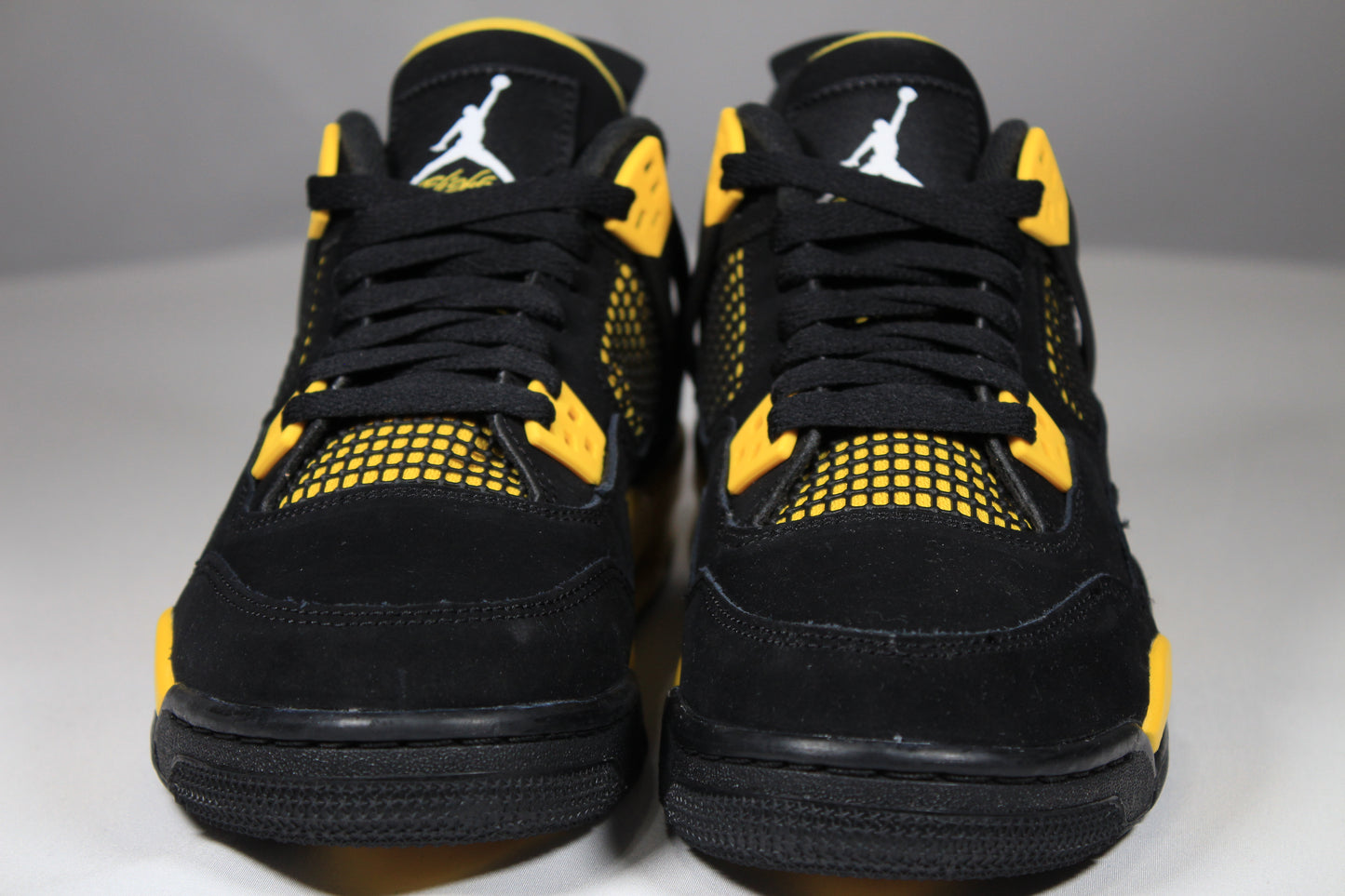 AIR JORDAN 4 RETRO GS (Yellow) "Thunder" Size 7Y