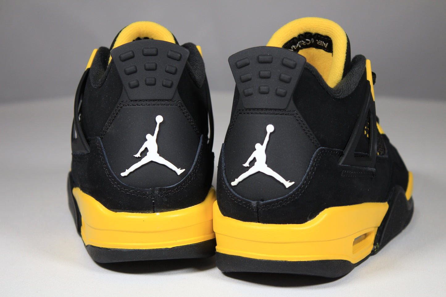 AIR JORDAN 4 RETRO GS (Yellow) "Thunder" Size 7Y