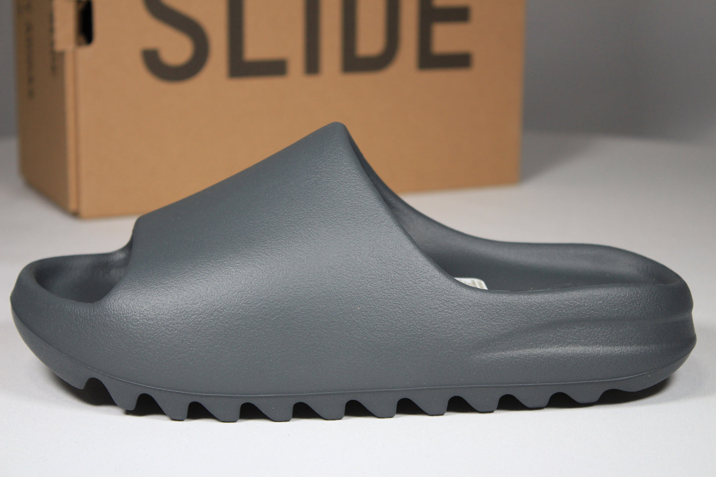 Yeezy Slide (Slate Grey) Size 8 YZY SLIDE BRAND NEW