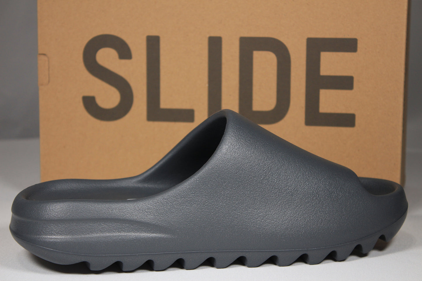 Yeezy Slide (Slate Grey) Size 11 YZY SLIDE BRAND NEW