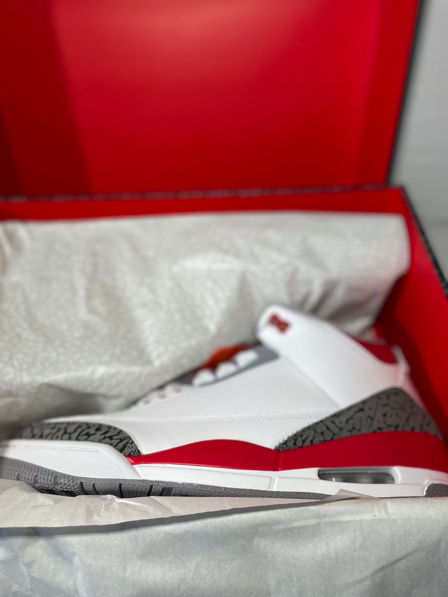 AIR JORDAN 3 RETRO “Fire Red” 2022