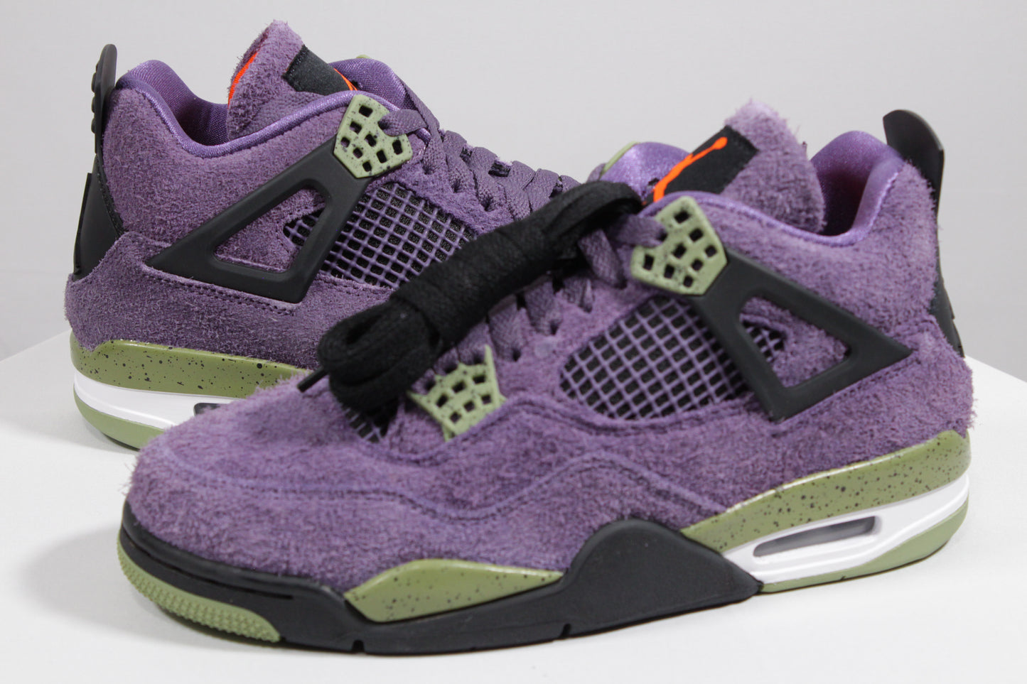 WMNS AIR JORDAN 4 RETRO "Canyon Purple"