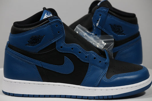 AIR JORDAN 1 RETRO HIGH OG "Dark Marina Blue"