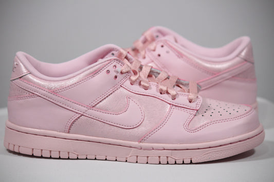 NIKE DUNK LOW SE (GS) "Prism Pink" SIZE 6Y