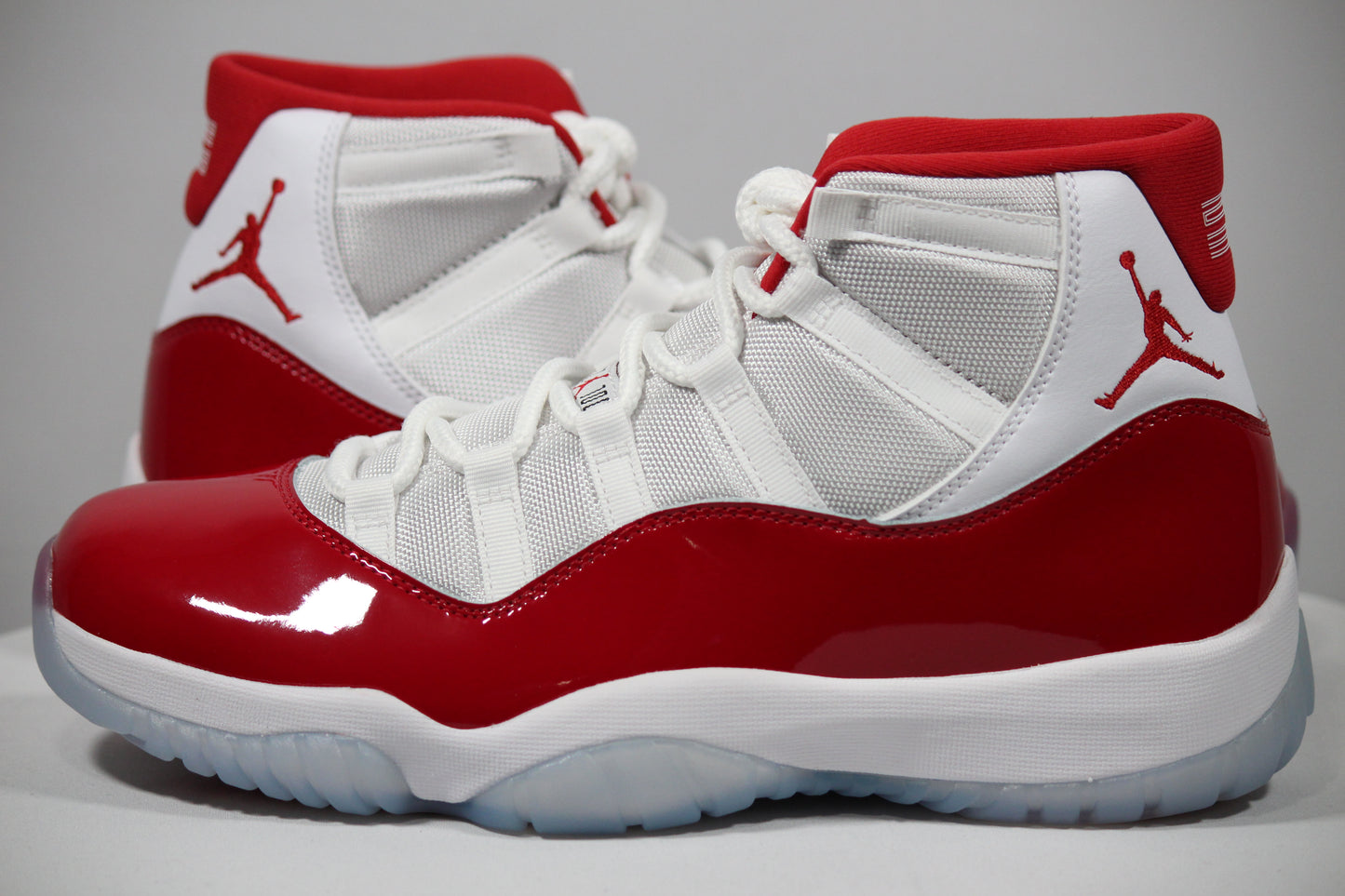 AIR JORDAN 11 RETRO "Cherry"