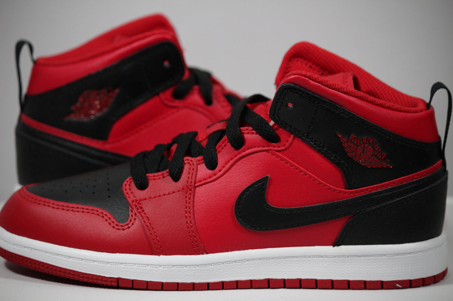 JORDAN 1 MID "Reverse Bred" SIZE 3Y