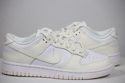 W NIKE DUNK LOW (White/Sail) SIZE 8W "Coconut Milk"