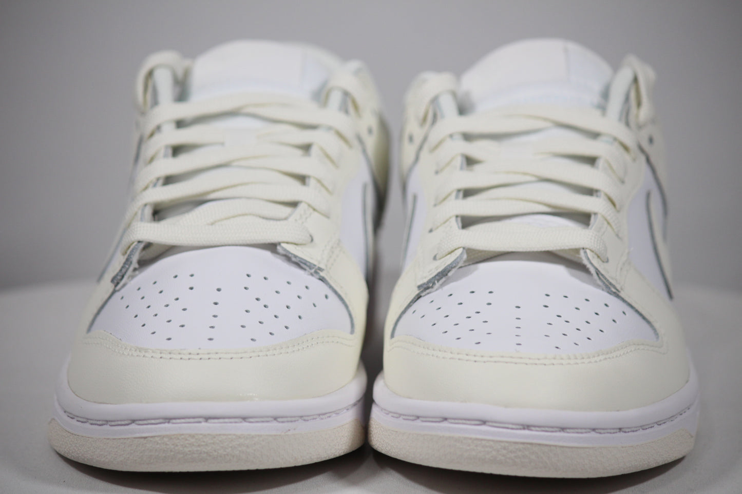 W NIKE DUNK LOW (White/Sail) SIZE 8W "Coconut Milk"