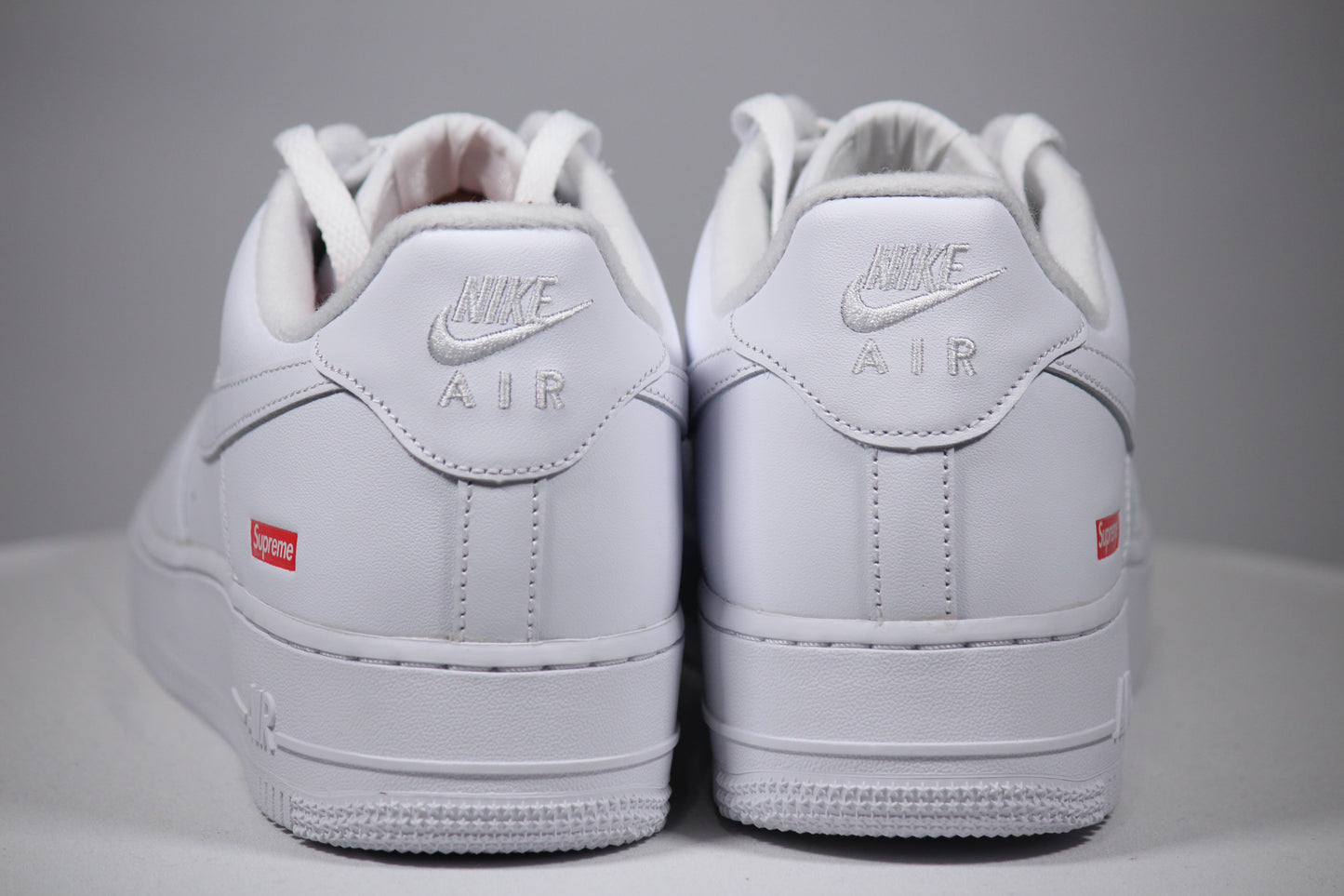 SUPREME x NIKE AIR FORCE 1 LOW SP